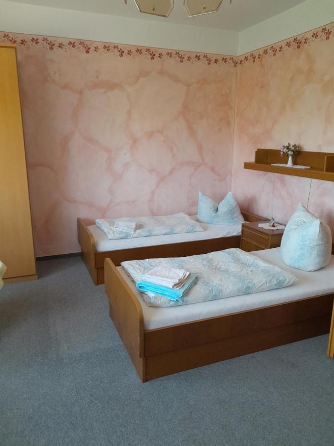 Sport & Freizeit Centrum Pension Heudeber Extérieur photo